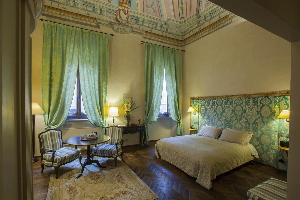 Palazzo Carletti Bed & Breakfast Montepulciano Stazione Стая снимка