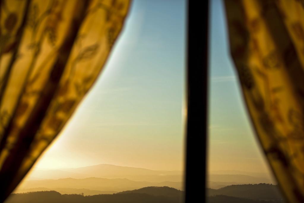 Palazzo Carletti Bed & Breakfast Montepulciano Stazione Стая снимка