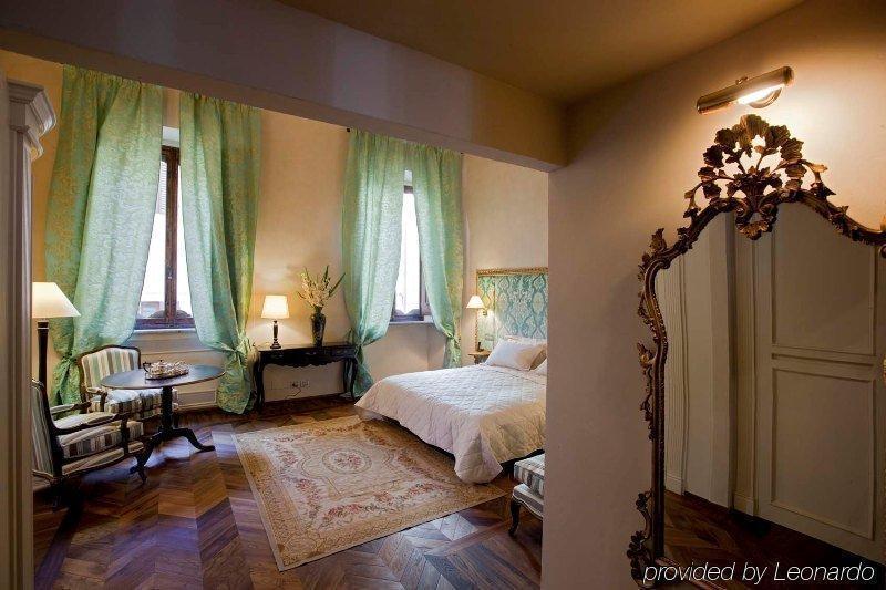 Palazzo Carletti Bed & Breakfast Montepulciano Stazione Екстериор снимка