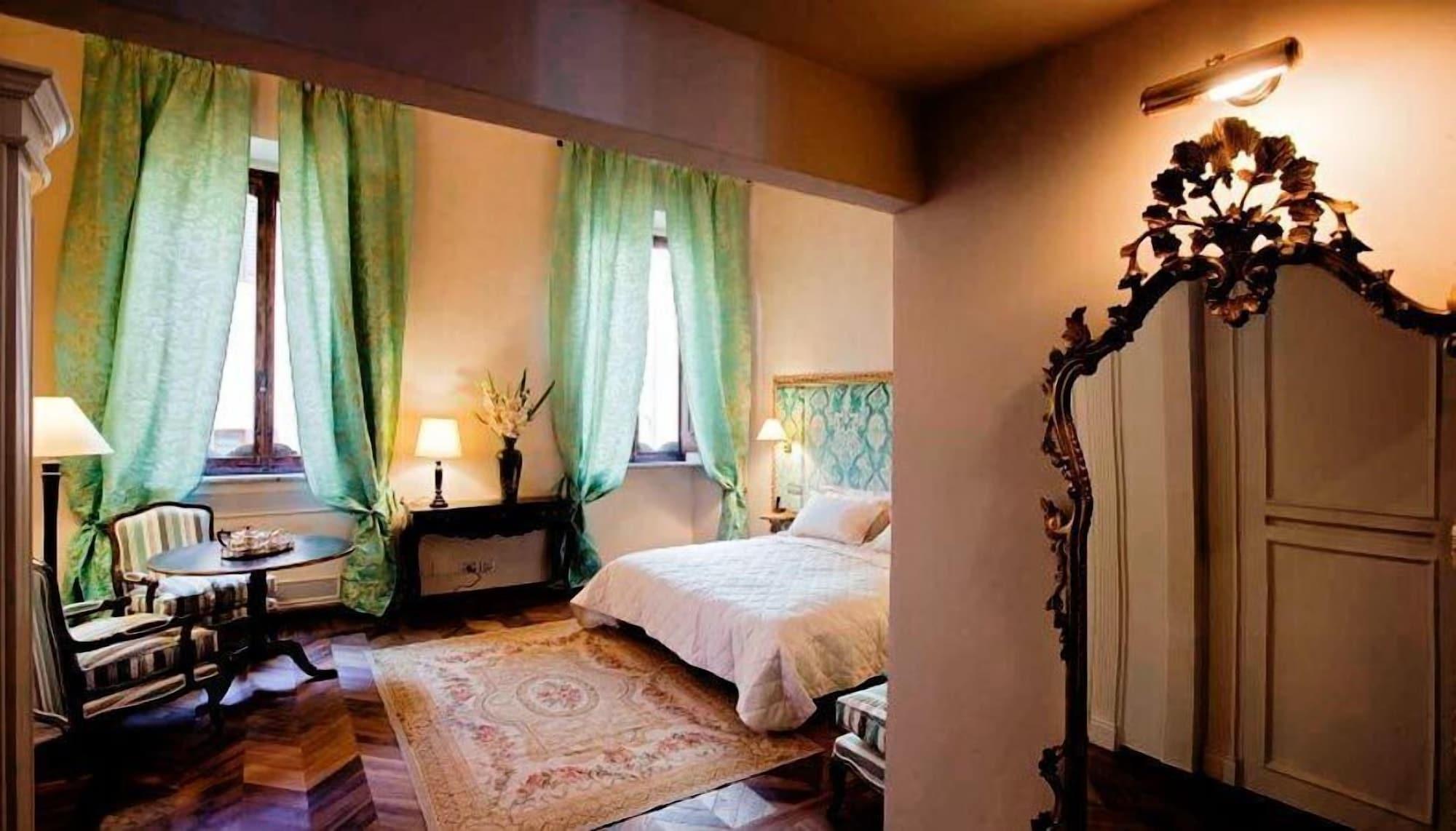 Palazzo Carletti Bed & Breakfast Montepulciano Stazione Екстериор снимка
