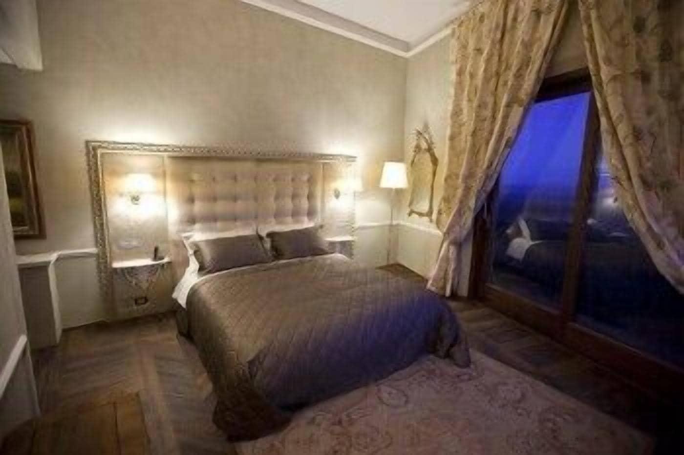 Palazzo Carletti Bed & Breakfast Montepulciano Stazione Екстериор снимка