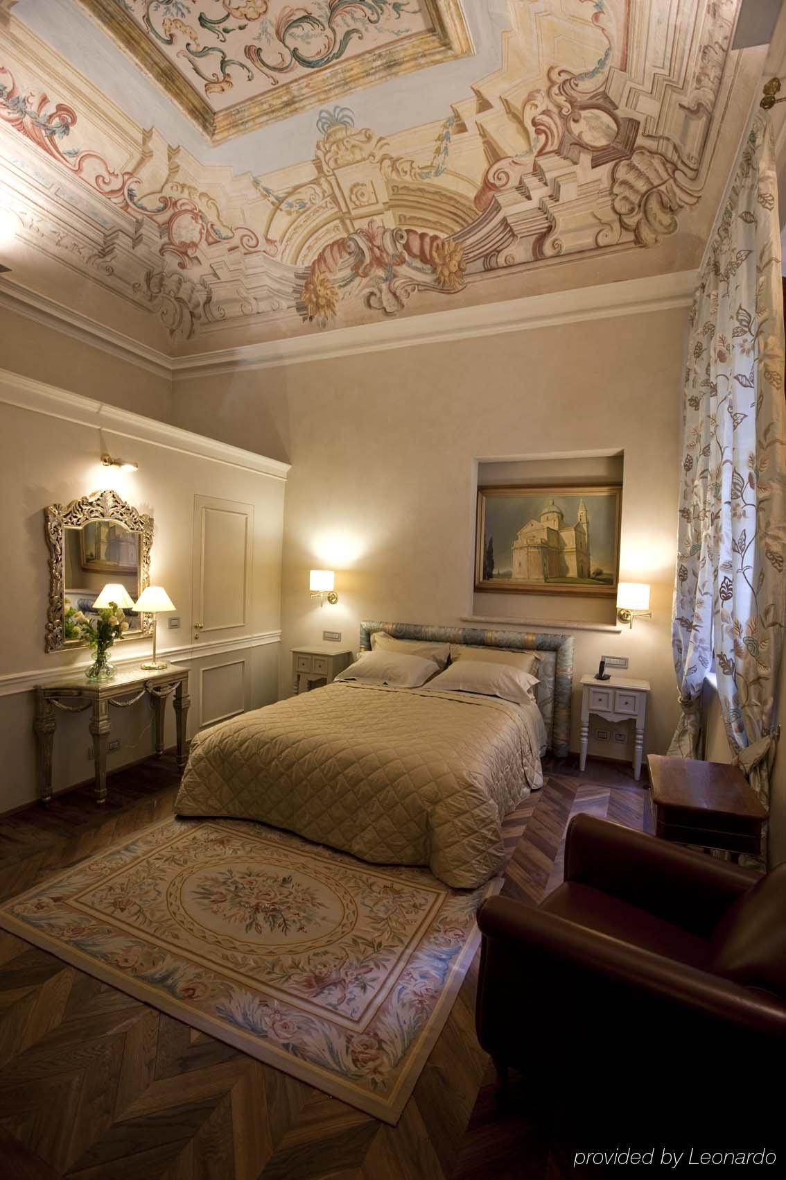 Palazzo Carletti Bed & Breakfast Montepulciano Stazione Екстериор снимка